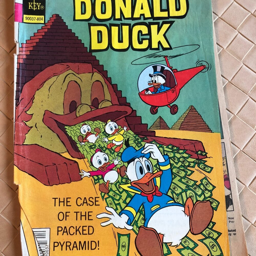 Donald Duck Comic Book The Case of the Packed Pyramid No 194